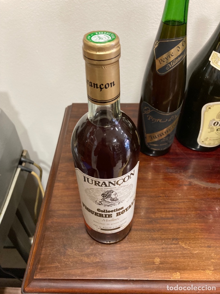 Coleccionismo de vinos y licores: Botella de vino franc&eacute;s jurancon colecci&oacute;n viguerie royale