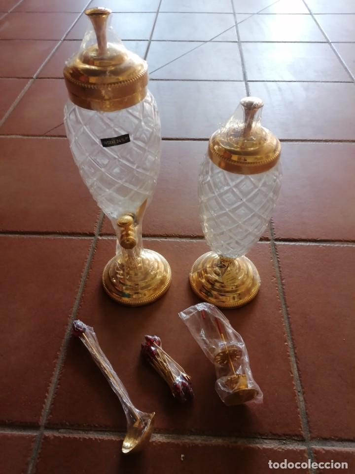 Coleccionismo de vinos y licores: Licorera con grifo - Foto 1