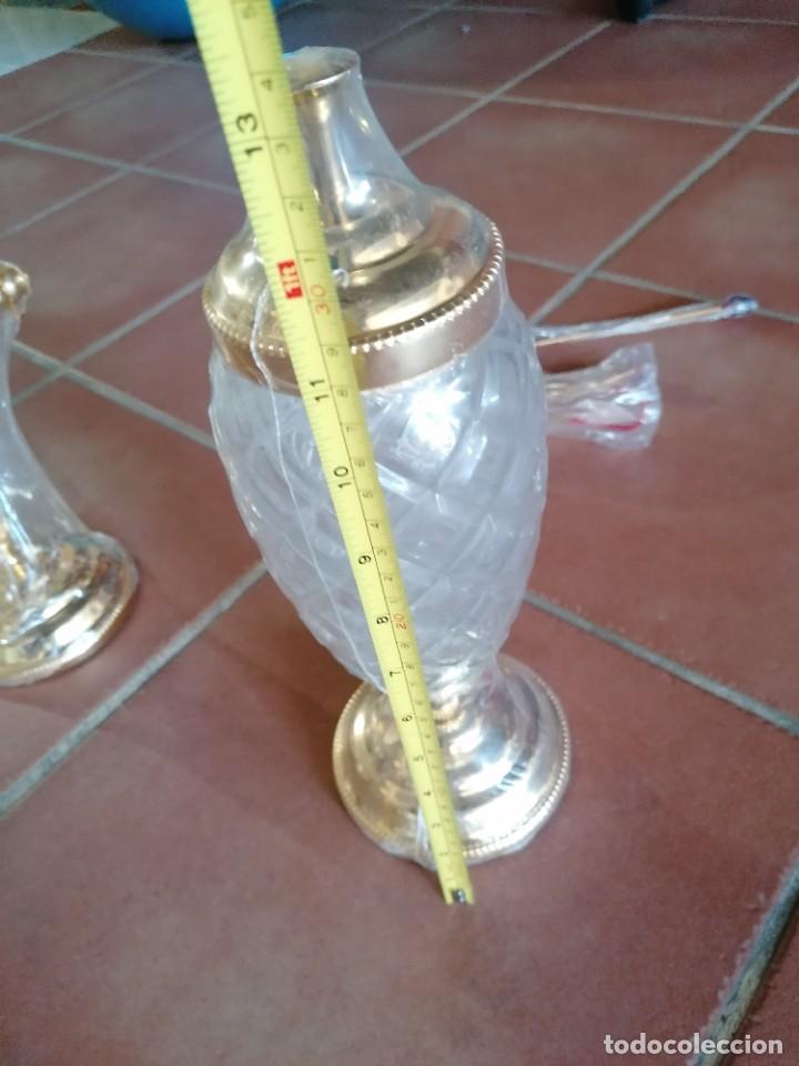 Coleccionismo de vinos y licores: Licorera con grifo - Foto 12