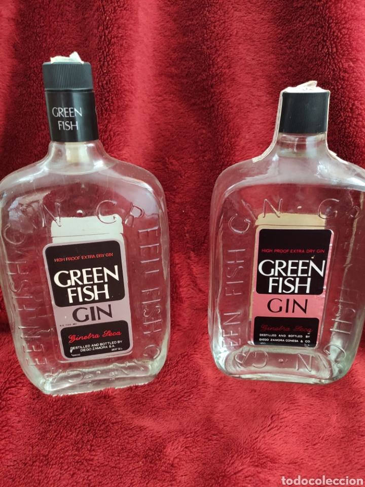 Coleccionismo de vinos y licores: Lote 2 botellas Ginebra Green Fish