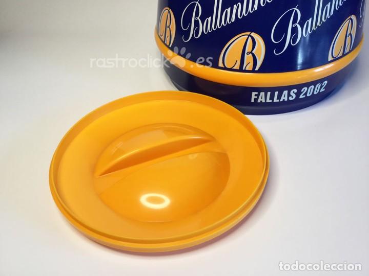 Coleccionismo de vinos y licores: Cubitera Ballantines Fallas 2002 - Foto 4