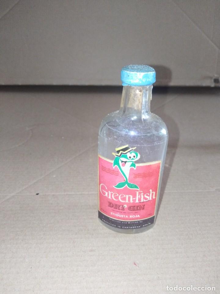 Coleccionismo de vinos y licores: botellin ginebra green fish dry gin