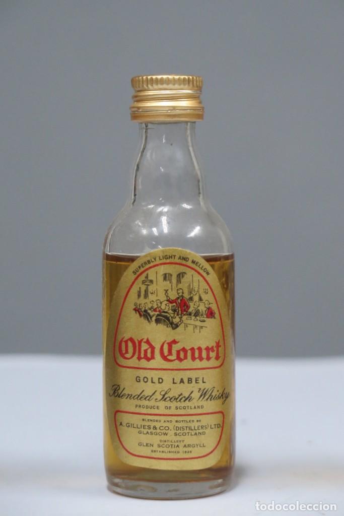 Sammlung von Weinen und Lik&ouml;ren: BOTELLIN OLD COURT GOLD LABEL