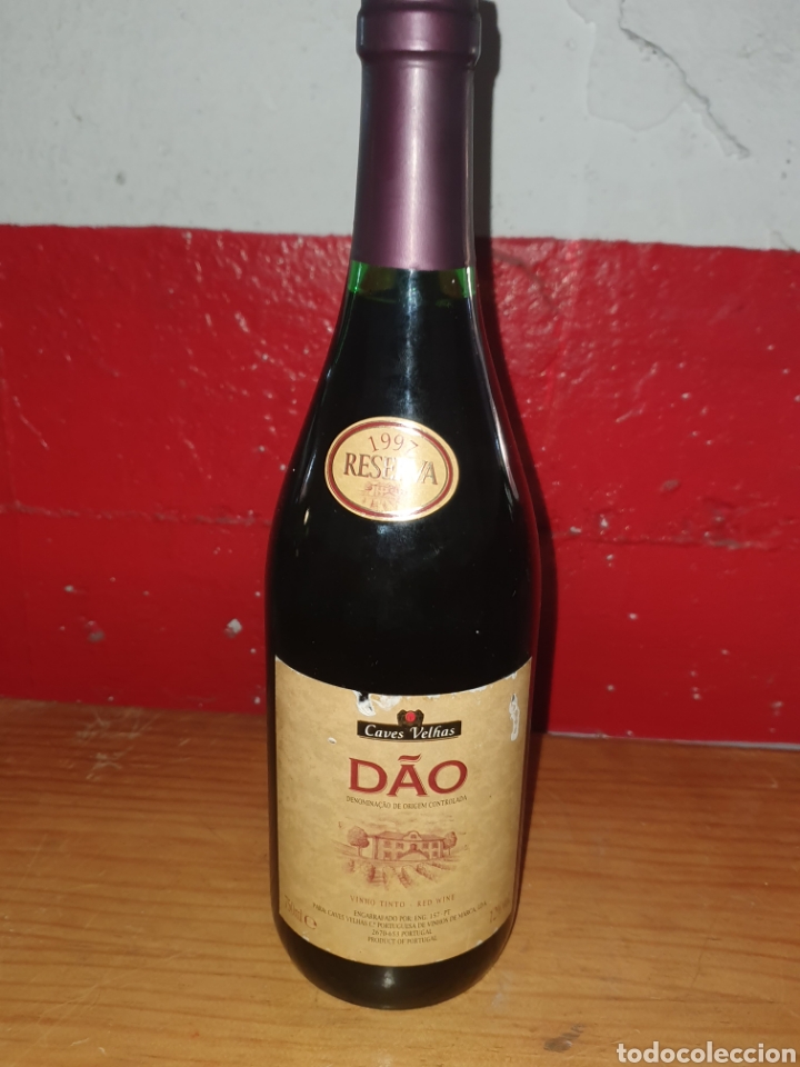 Collection of wines and liquors: vino tinto dao reserva 1997