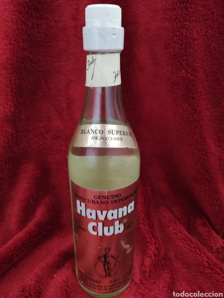 Coleccionismo de vinos y licores: Botella ron Habana Club a&ntilde;os 70