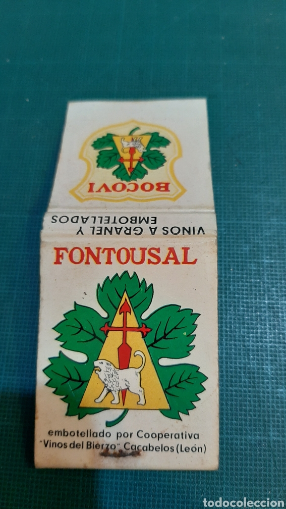 Sammlung von Weinen und Lik&ouml;ren: LE&Oacute;N BICAVI FINTIUSAL EMBOLLATEADORA VINOS CAJA CERILLAS F&Oacute;SFOROS PUBLICIDAD VINTAGE