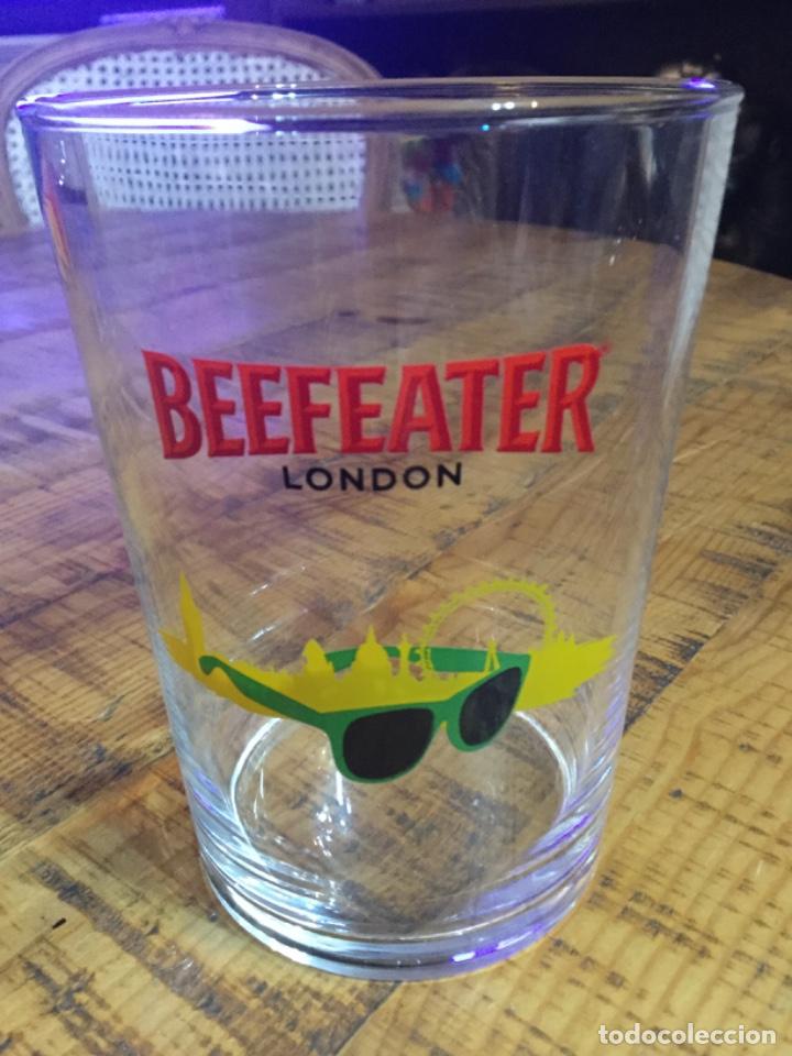 Coleccionismo de vinos y licores: BEEFEATER LONDON VASO 50 CL - GINEBRA INGLESA - SIN USAR
