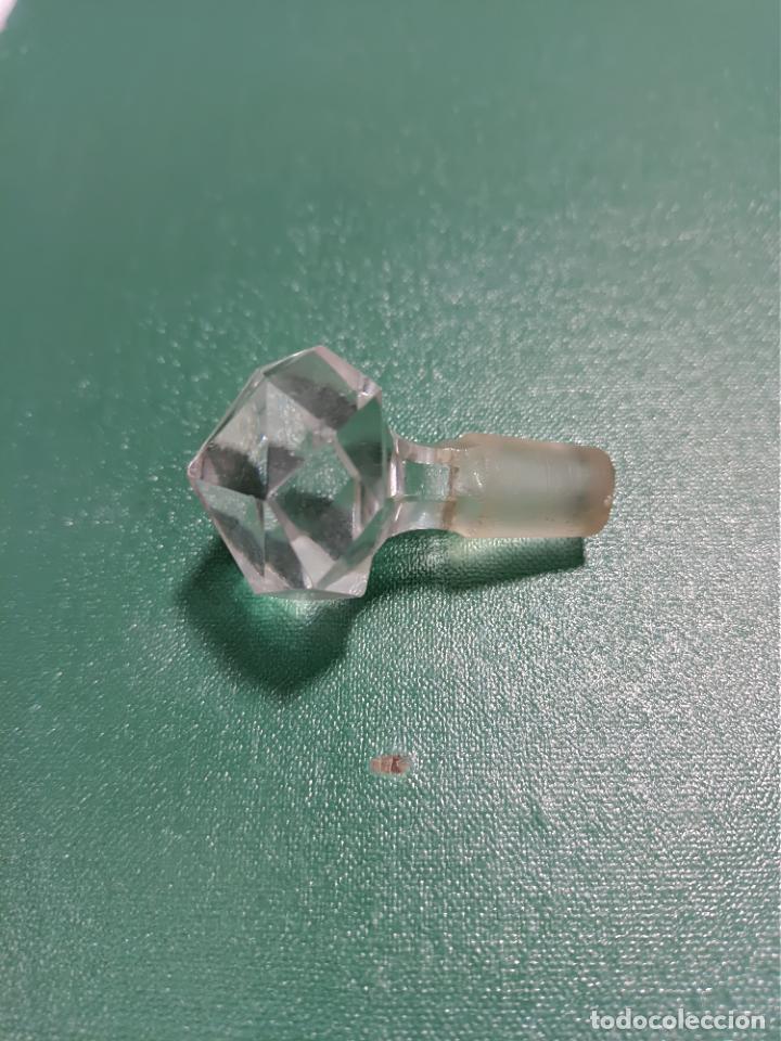 Coleccionismo de vinos y licores: Antiguo tap&oacute;n de cristal de botella