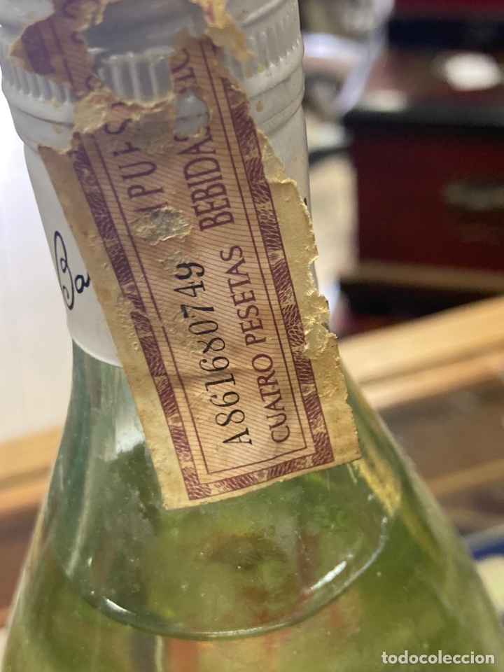 Coleccionismo de vinos y licores: Lote de 4 botellas de bacardi antiguas, 40 grados - Foto 4 - 307298288