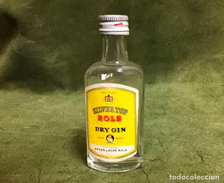 Coleccionismo de vinos y licores: BOLS DRY GIN, BOTELLIN - Foto 1