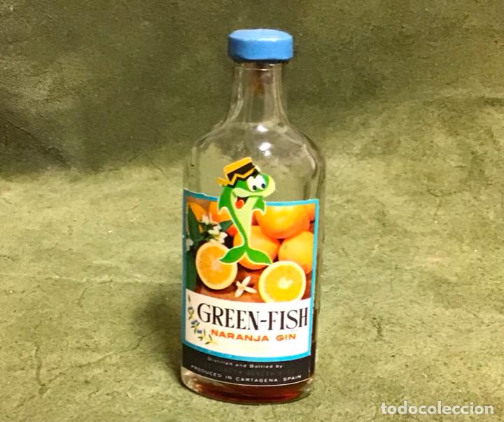 Coleccionismo de vinos y licores: GREENPEACE-FISH, BOTELLIN - Foto 1