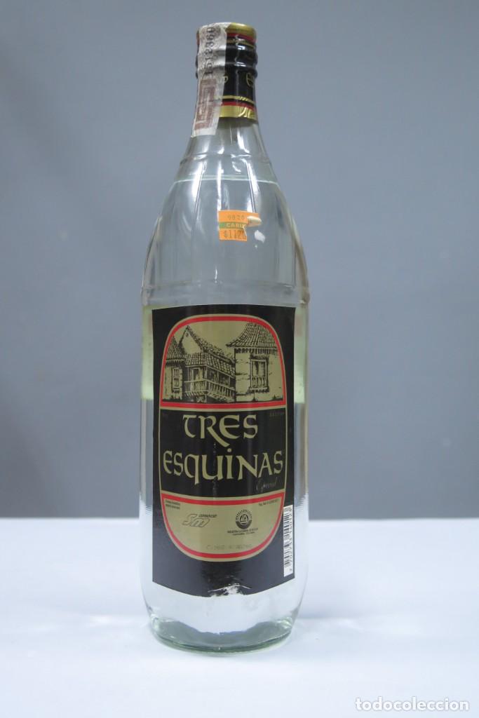 Collectionnisme de vins et liqueurs: BOTELLA. TRES ESQUINAS. COLOMBIA