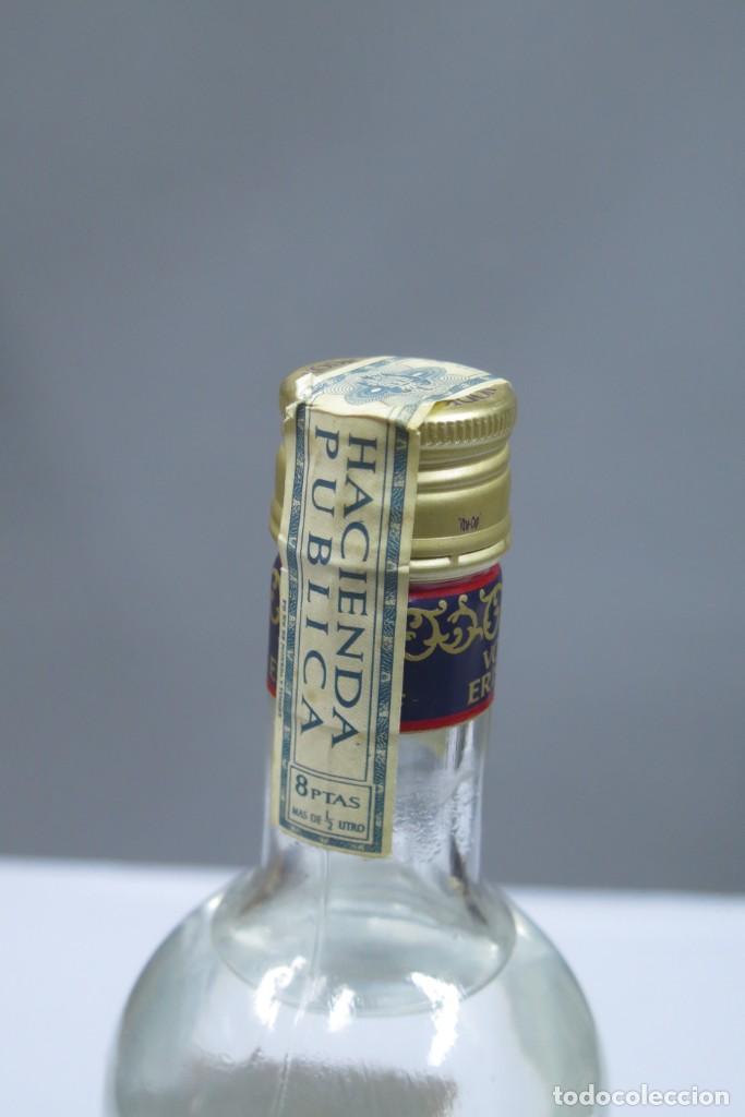 Coleccionismo de vinos y licores: BOTELLA. ERISTOFF. VODKA - Foto 3