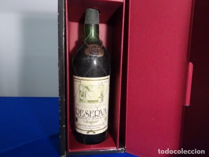 Collection of wines and liquors: ESTUCHE VINO RESERVA CENTENARIO 1877-1977 BODEGAS BERBERANA. COLECCI&Oacute;N.