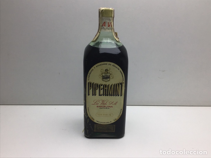 Coleccionismo de vinos y licores: ANTIGUA BOTELLA DE PIPERMINT - DESTILERIAS LA VID S.A BARCELONA - RARA- SECUITA TARRAGONA