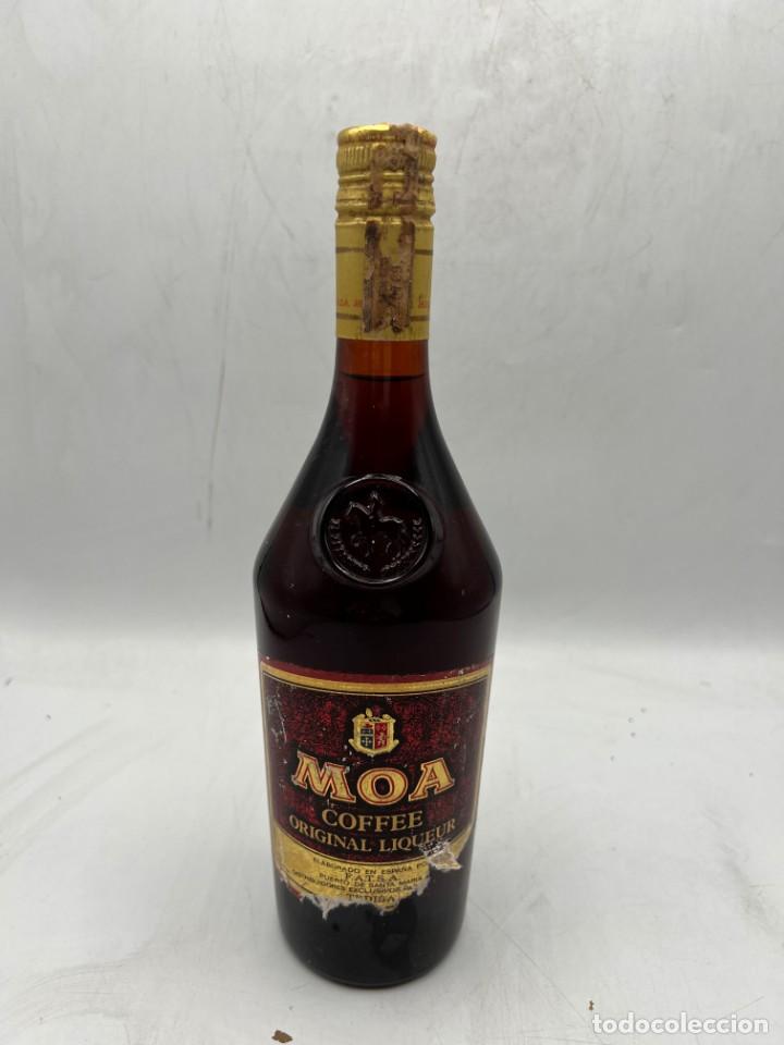 Sammlung von Weinen und Lik&ouml;ren: BOTELLA. MOA. COFFEE. ORIGINAL LIQUEUR. PUERTO DE SANTA MARIA. 75 CL. VER FOTOS
