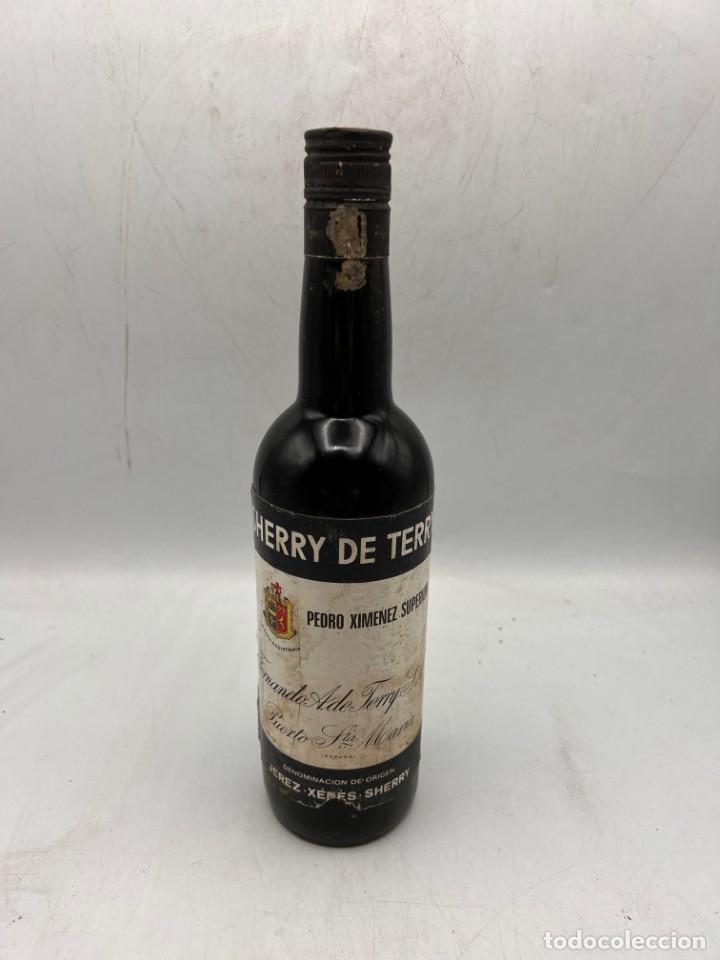 Sammlung von Weinen und Lik&ouml;ren: BOTELLA. PEDRO XIMENEZ SUPERIOR. SHERRY DE TERRY. PUERTO DE SANTA MARIA. JEREZ. VER FOTOS
