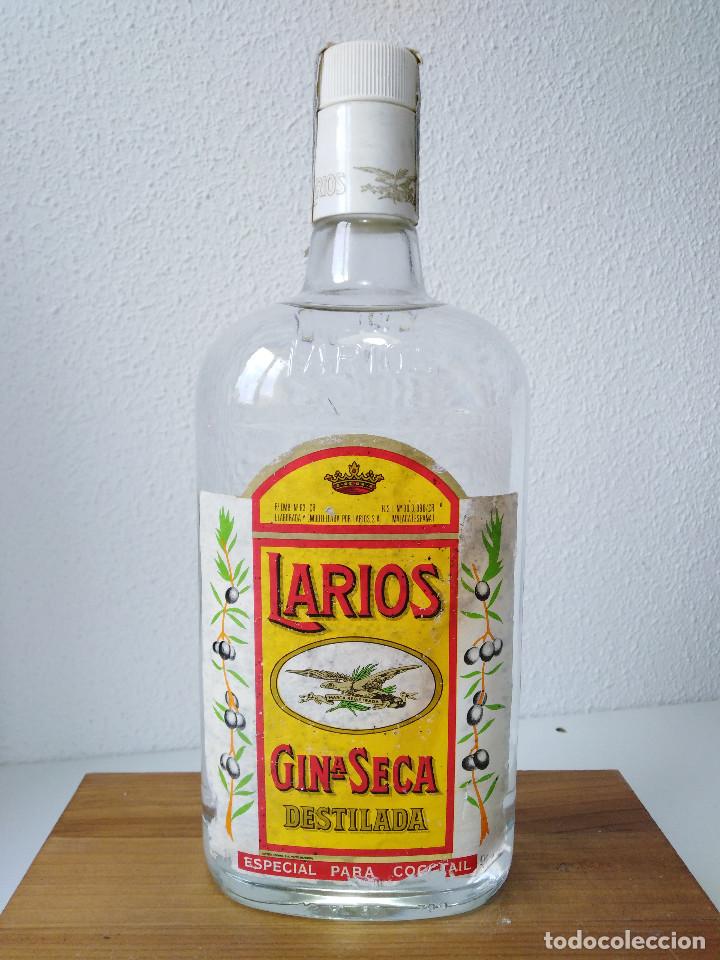 Coleccionismo de vinos y licores: Ginebra Seca Larios.