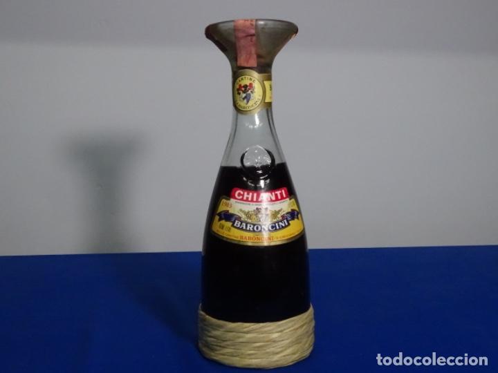 Collectionnisme de vins et liqueurs: CHIANTI BORONZINI 1985. SIENA.