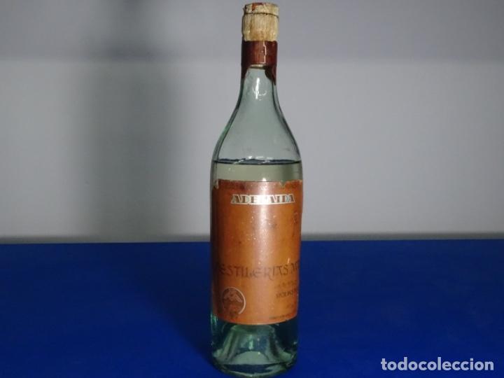 Collectionnisme de vins et liqueurs: RON MAS ADELAIDA. MOLINS DE RE&Iacute;.