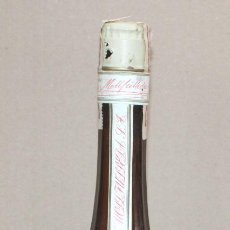 Coleccionismo de vinos y licores: BOTELLA DE LICOR CALISAY (DESTILERIAS MOLLFULLEDA ARENYS DE MAR) PRECINTADA. AÑO 1974. Lote 325335493