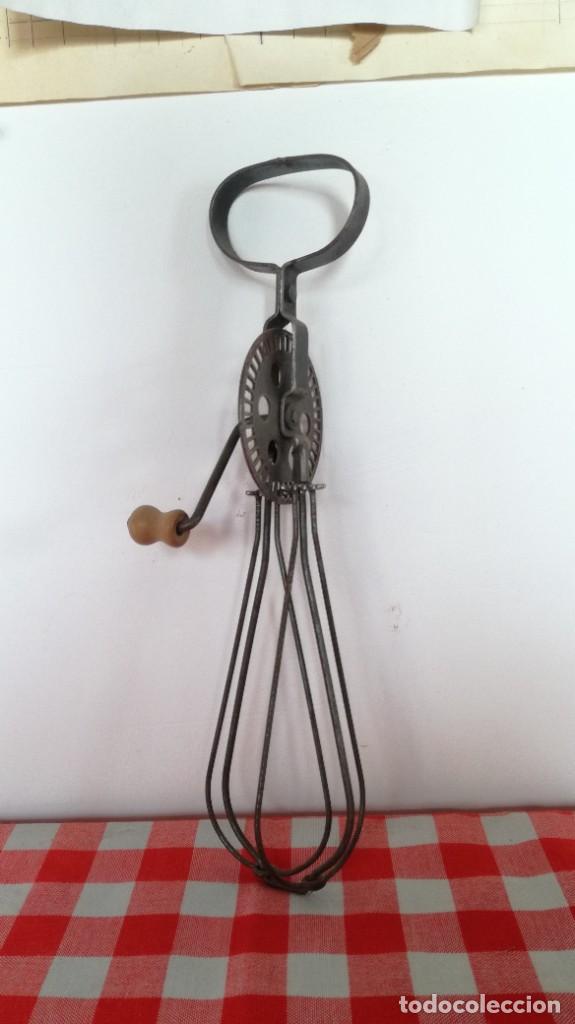 Coleccionismo de vinos y licores: BATIDOR MANUAL MARCA UARTER - Foto 4