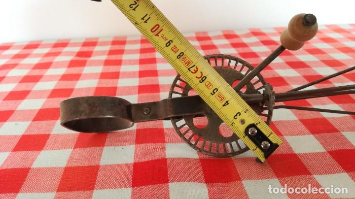 Coleccionismo de vinos y licores: BATIDOR MANUAL MARCA UARTER - Foto 18