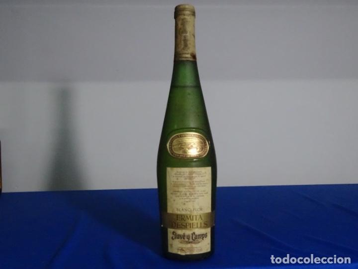 Collection of wines and liquors: VINO COLECCI&Oacute;N. ERMITA D&rsquo;SPIELLS JUVE Y CAMPS BLANC FLOR A&Ntilde;OS 70.