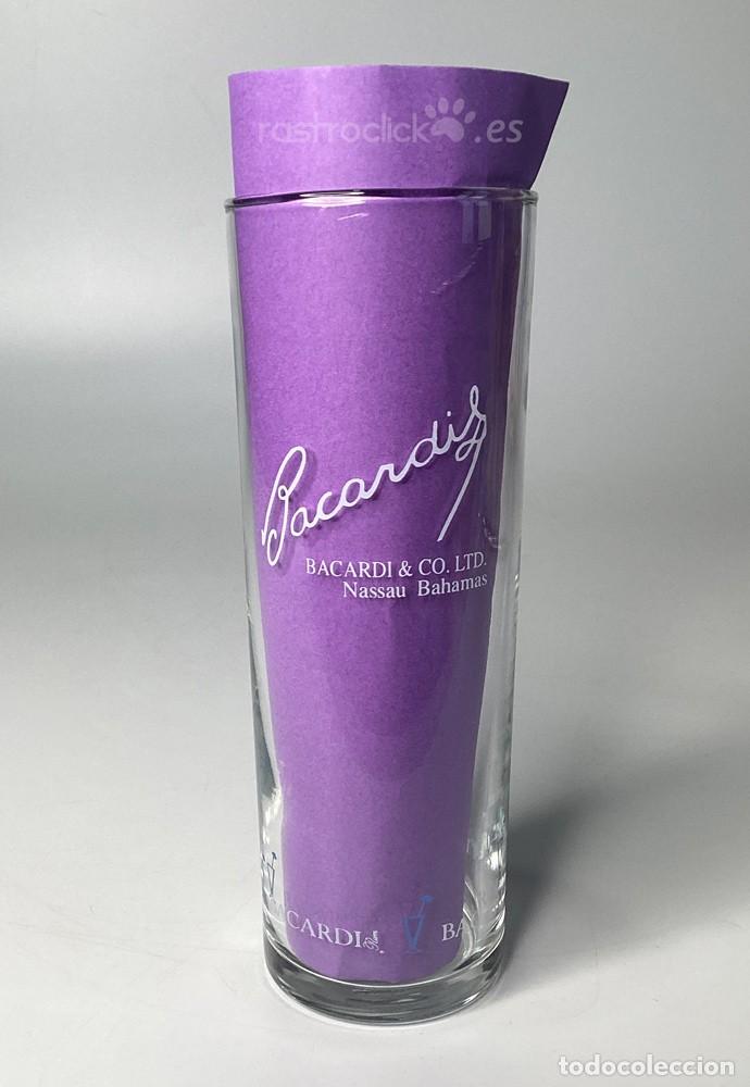 Collection of wines and liquors: Vaso de Ron Bacardi & CO. LTD &ndash; Nassau Bahamas