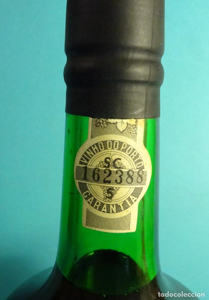 Coleccionismo de vinos y licores: BOTELLA VINO DE OPORTO PORTO RUBY. CABRAL . 75 CL - Foto 3