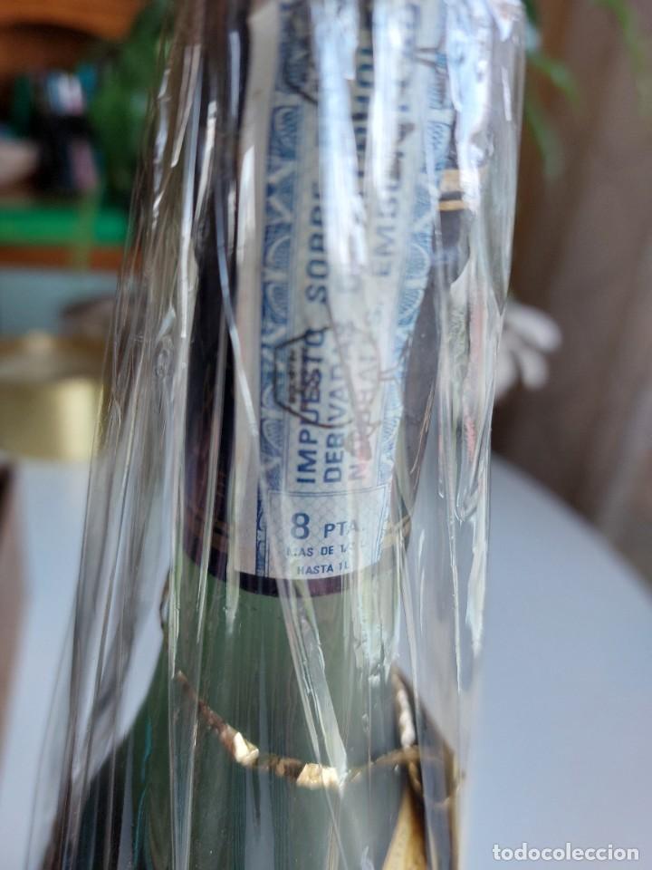 Coleccionismo de vinos y licores: Brandy Toison de Oro - Foto 4