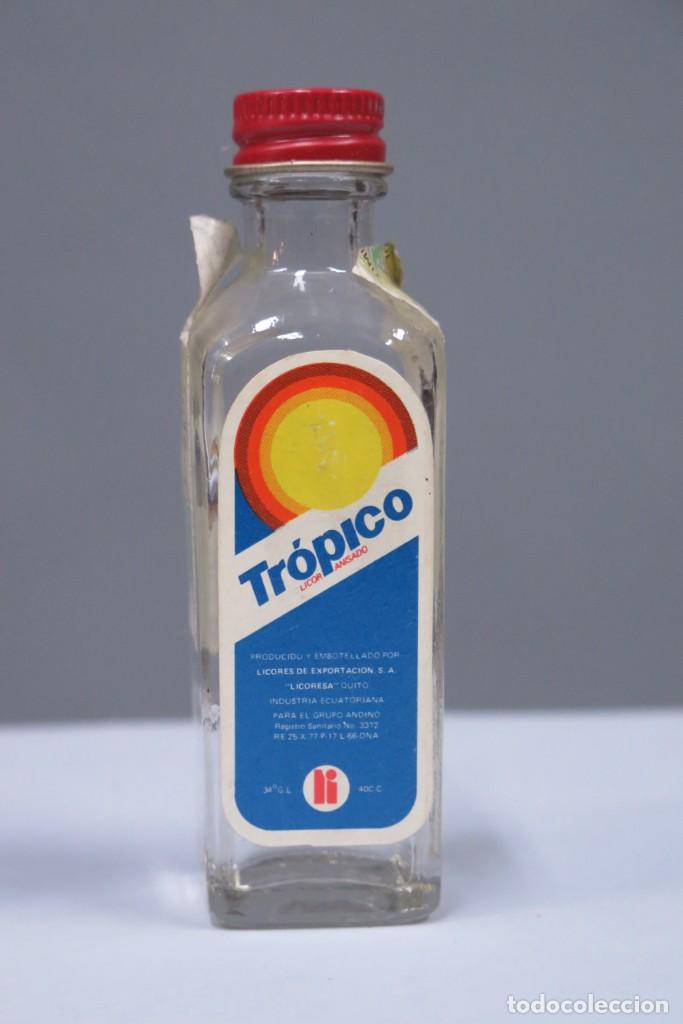 Coleccionismo de vinos y licores: BOTELLIN. TROPICO. LICOR. QUITO