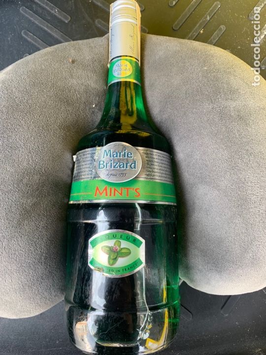 Coleccionismo de vinos y licores: Mint Marie Brizard botella antigua
