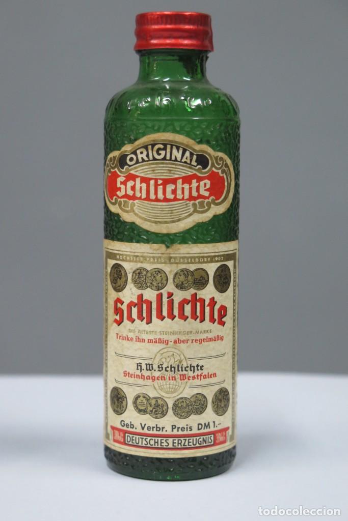 Coleccionismo de vinos y licores: BOTELLIN. BRANDY CO&Ntilde;AC SCHLICHTE - Foto 1
