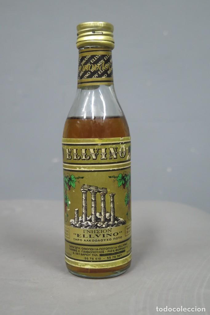 Collection of wines and liquors: BOTELLIN. ELLVINO