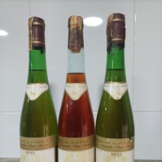 Coleccionismo de vinos y licores: 3 BOTELLAS DE VINO RIOJA ALAVESA. SOLAR DE SAMANIEGO 1973. 2 BLANCO Y UNA ROSADO.. Lote 343764233