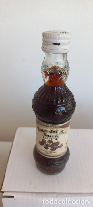 Coleccionismo de vinos y licores: Mini botellin MACHAQUITO LICOR CAFE ROSA DEL SOL ROSOLI HIJO RAFAEL REYES RUTE Botellita Minibotella