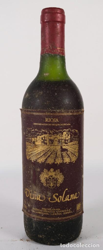 Collection of wines and liquors: Botella de Vino tinto Vi&ntilde;a Solama Rioja