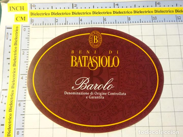 Sammlung von Weinen und Lik&ouml;ren: ETIQUETA DE BEBIDAS. VINO LICORES. ITALIA BENI DI BATASIOLO BAROLO. 194