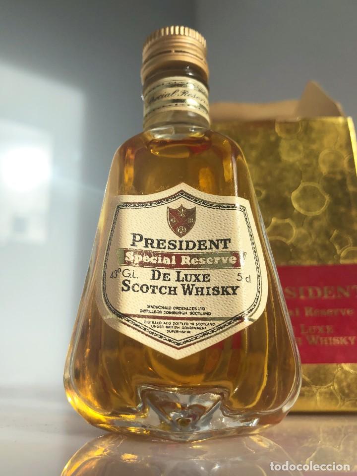 Coleccionismo de vinos y licores: Botell&iacute;n de licor - Presindent - Precintado