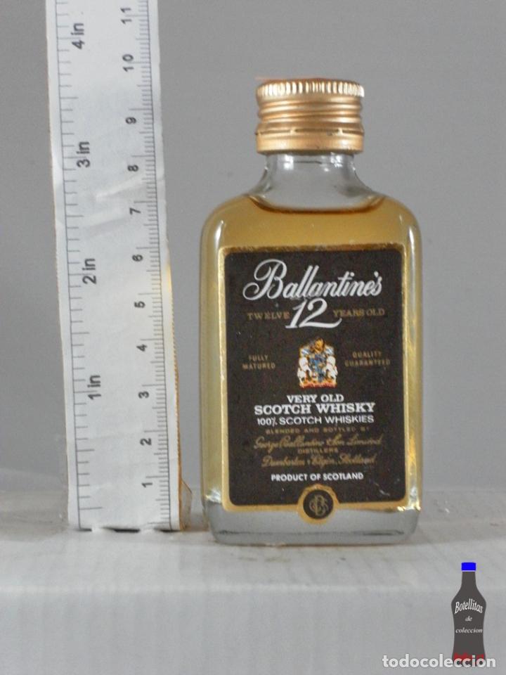 Coleccionismo de vinos y licores: BOTELLITA BOTELLIN WHISKY BALLANTINES 12 YEARS SCOTLAND