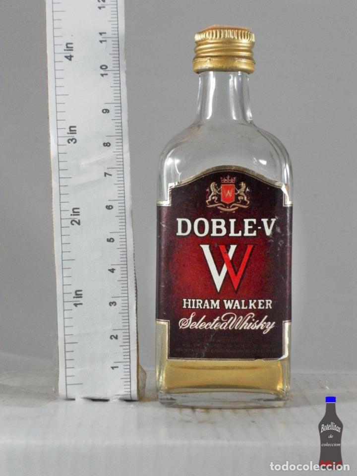Coleccionismo de vinos y licores: BOTELLITA BOTELLIN WHISKY DOBLE W HIRAM WALKER EUROPA S.A. ESPA&Ntilde;A