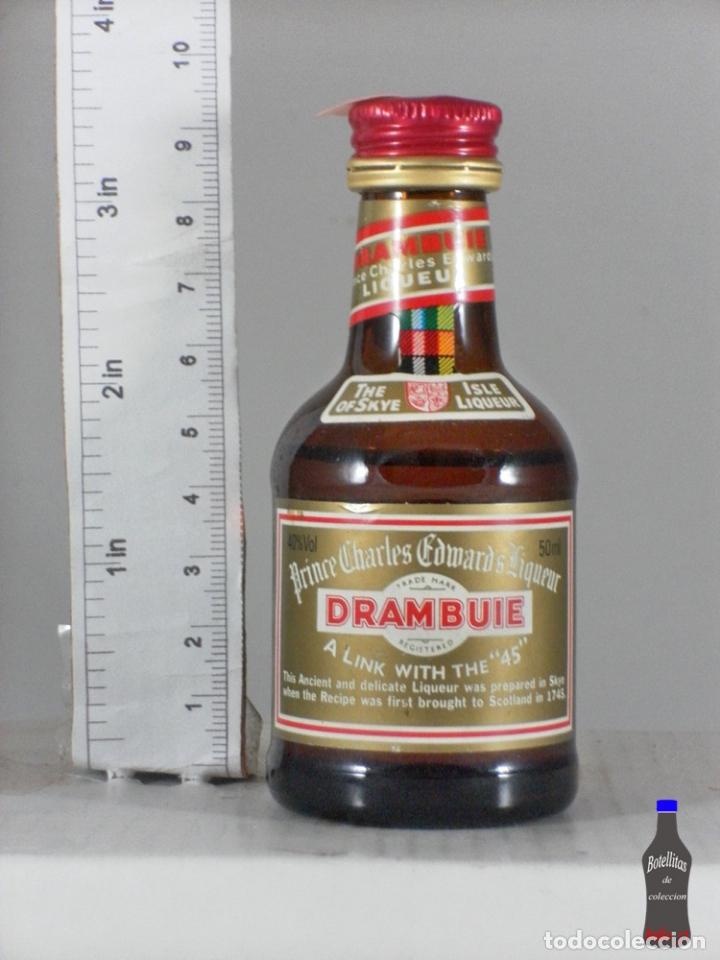 Coleccionismo de vinos y licores: BOTELLITA BOTELLIN WHISKY LIQUEUR DRAMBUIE SCOTLAND