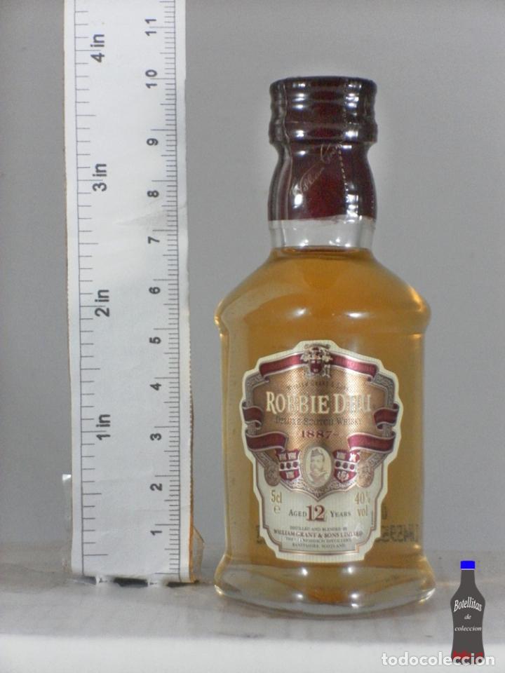 Coleccionismo de vinos y licores: BOTELLITA BOTELLIN WHISKY ROBBIE DHU 12 YEARS WILLIAM GRANT SCOTLAND