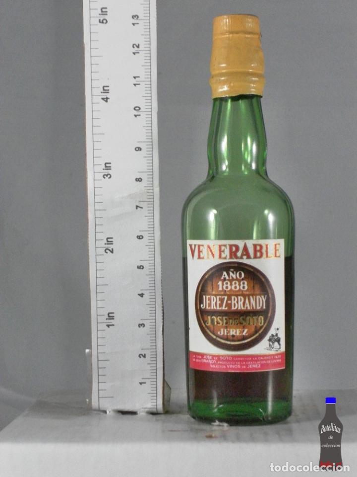 Coleccionismo de vinos y licores: BOTELLITA BOTELLIN VENERABLE JEREZ BRANDY JOSE DE SOTO JEREZ