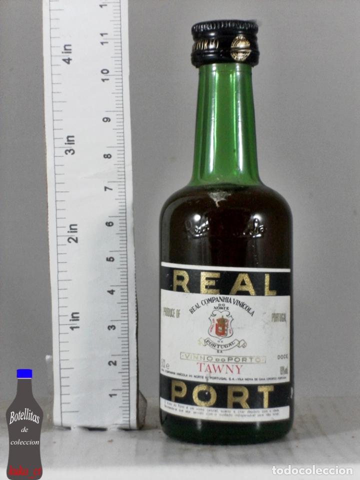 Sammlung von Weinen und Lik&ouml;ren: BOTELLITA BOTELLIN PORT REAL TAWNY COMPANHIA VINICOLA PORTUGAL