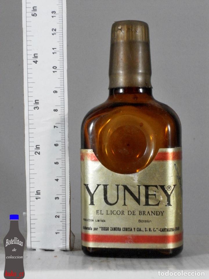 Coleccionismo de vinos y licores: BOTELLITA BOTELLIN YUNEY EL LICOR DE BRANDY DIEGO ZAMORA CONESA CARTAGENA