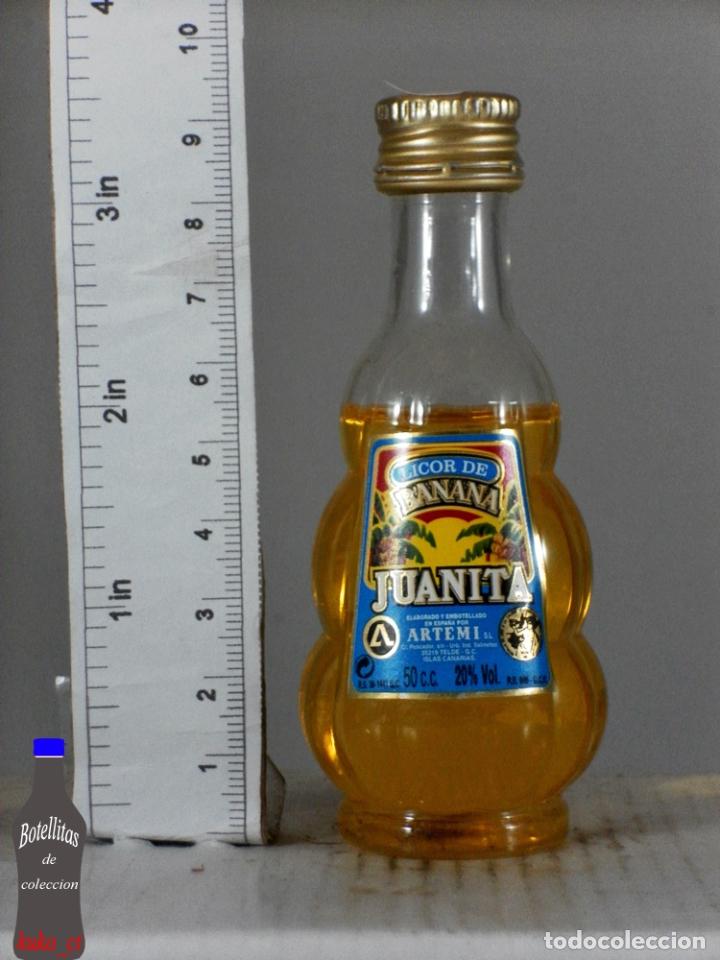Coleccionismo de vinos y licores: BOTELLITA BOTELLIN LICOR DE BANANA JUANITA DESTILERIAS ARTEMI ISLAS CANARIAS