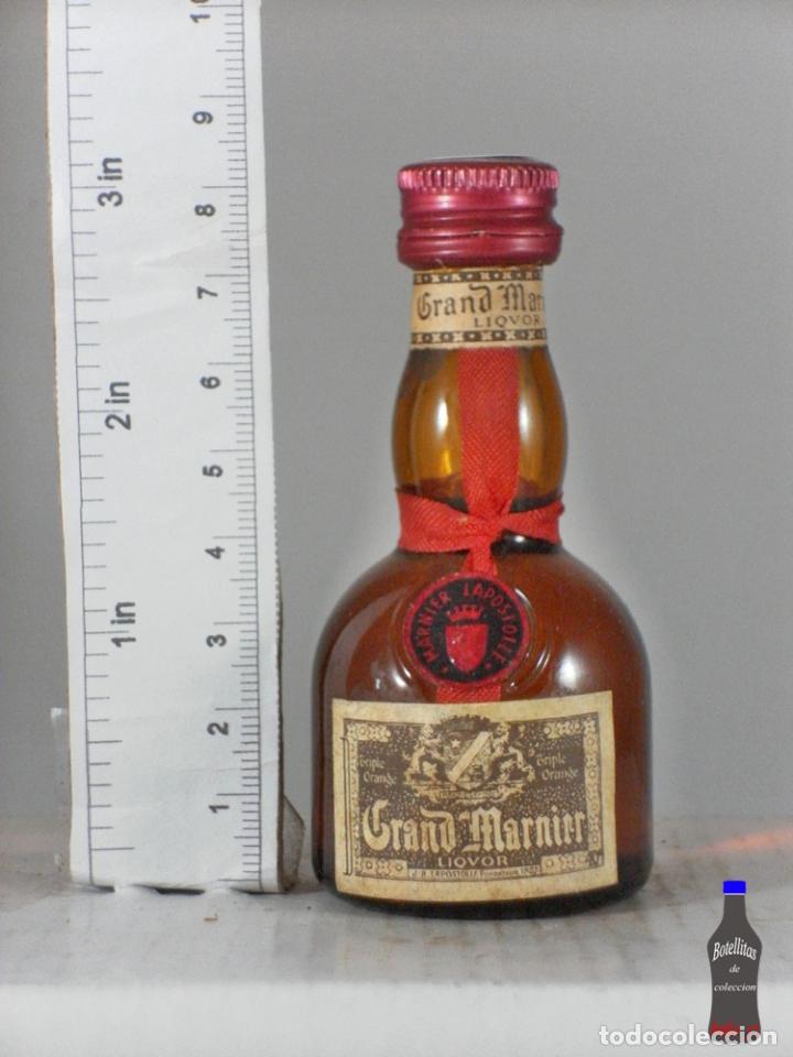 Sammlung von Weinen und Lik&ouml;ren: BOTELLITA BOTELLIN GRAND MARNIER LIQVOR FRANCE PARIS