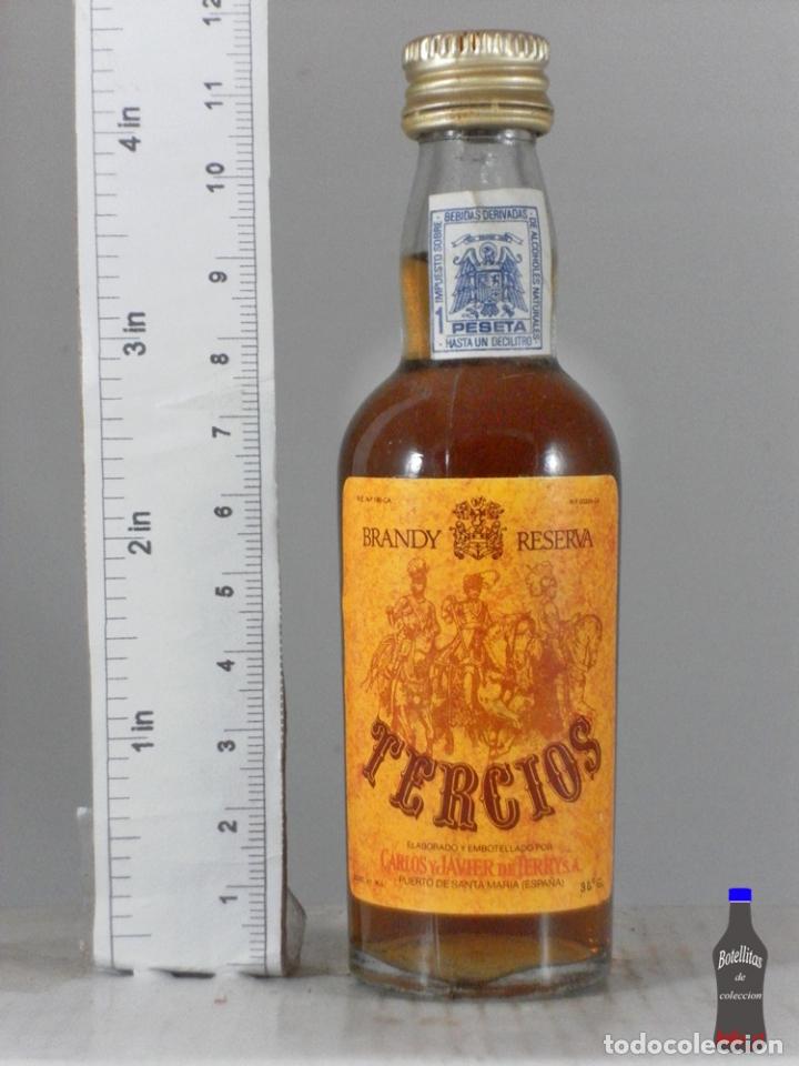 Coleccionismo de vinos y licores: BOTELLITA BOTELLIN BRANDY RESERVA TERCIOS CARLOS Y JAVIER DE TERRY PUERTO DE SANTA MARIA ESPA&Ntilde;A